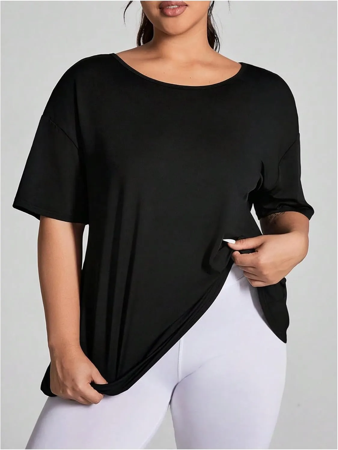 OYOANGLE Women's Plus Size Open Back Workout Tops Short Sleeve Criss Cross T-Shirts Athletic Gym Tee Top